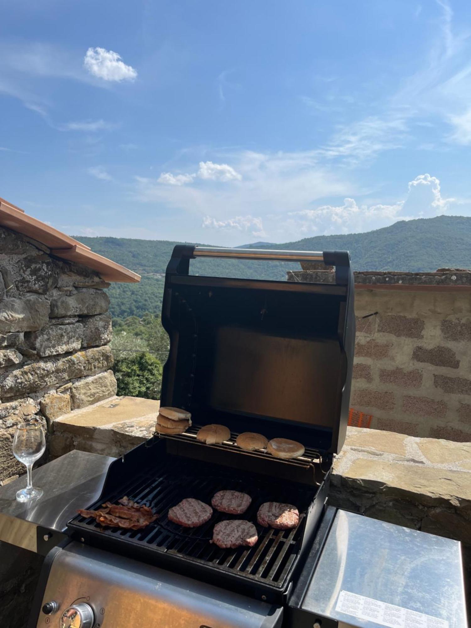 Bio Agriturismo Alba Etrusca Di Cortona - Organic Farmhouse- Appartamento Lavanda-Appartamento Rosmarino - Vasca Idromassaggio Esterna Poggioni ภายนอก รูปภาพ